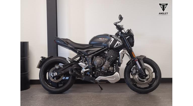 TRIUMPH TRIDENT 660