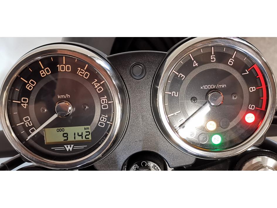KAWASAKI W 800 2023