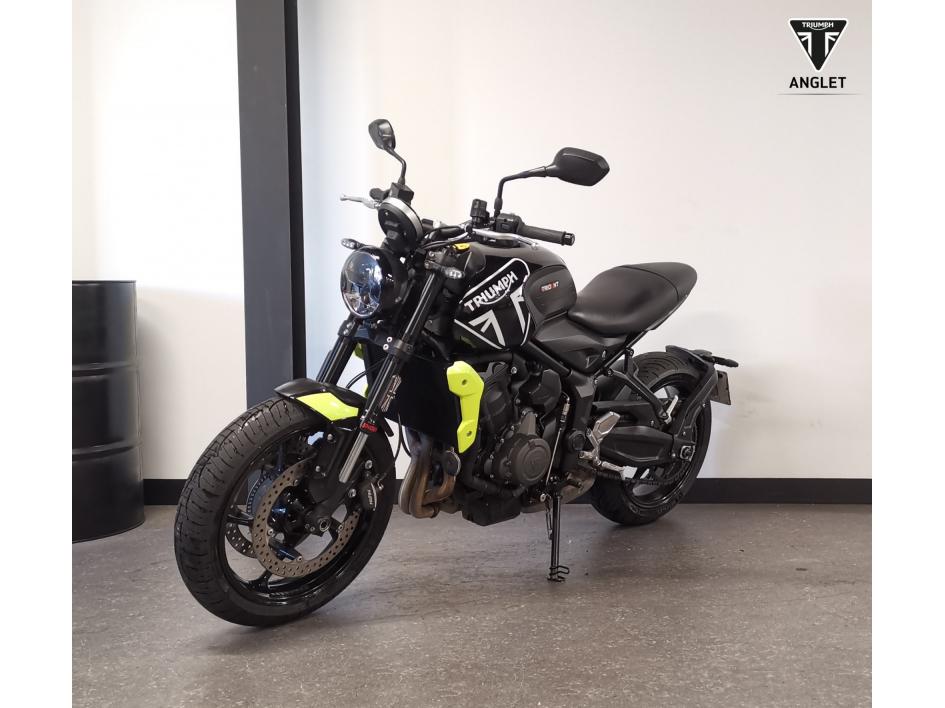 TRIUMPH TRIDENT 660 2024