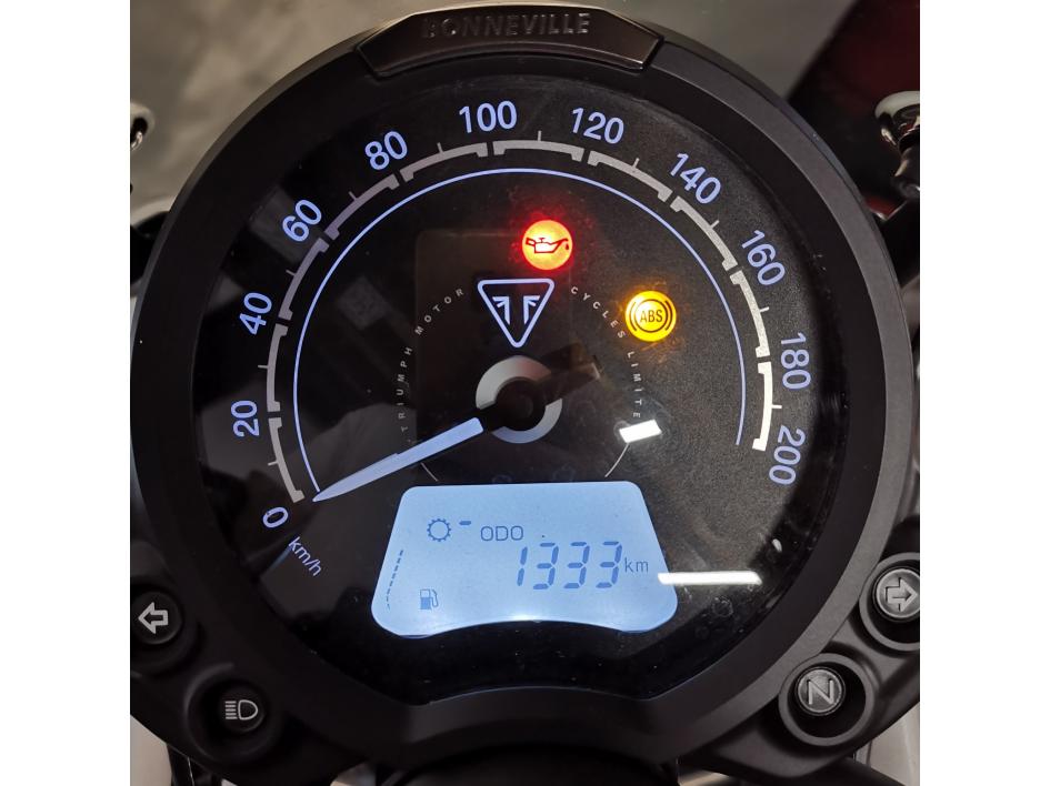 TRIUMPH SCRAMBLER 900 CHROME EDITION 2024