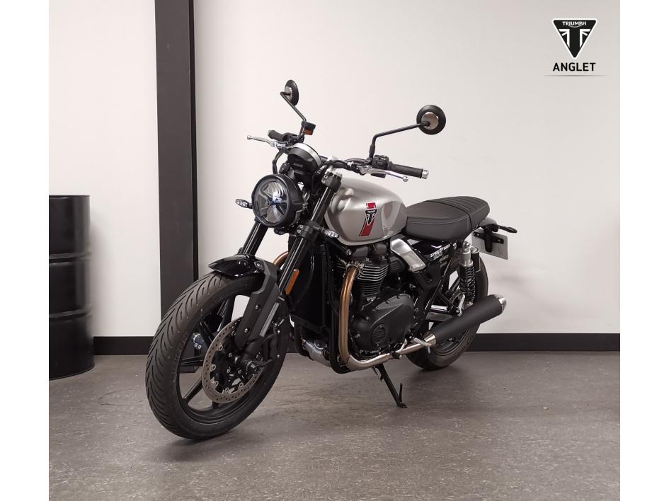 TRIUMPH SPEED TWIN 900 2025