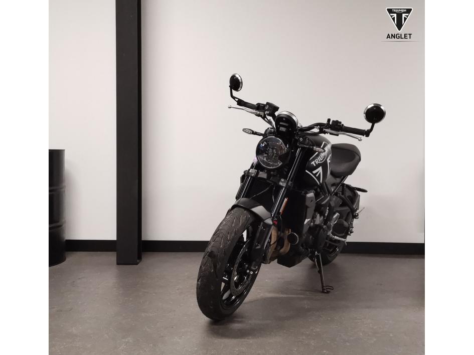 TRIUMPH TRIDENT 660 2022