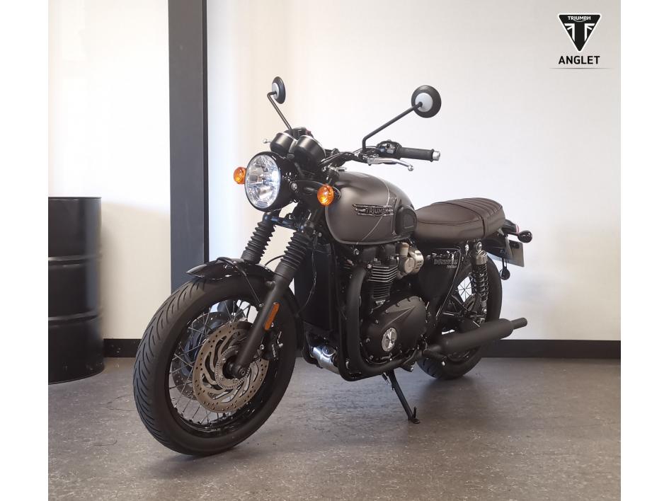 TRIUMPH Bonneville T120 Black