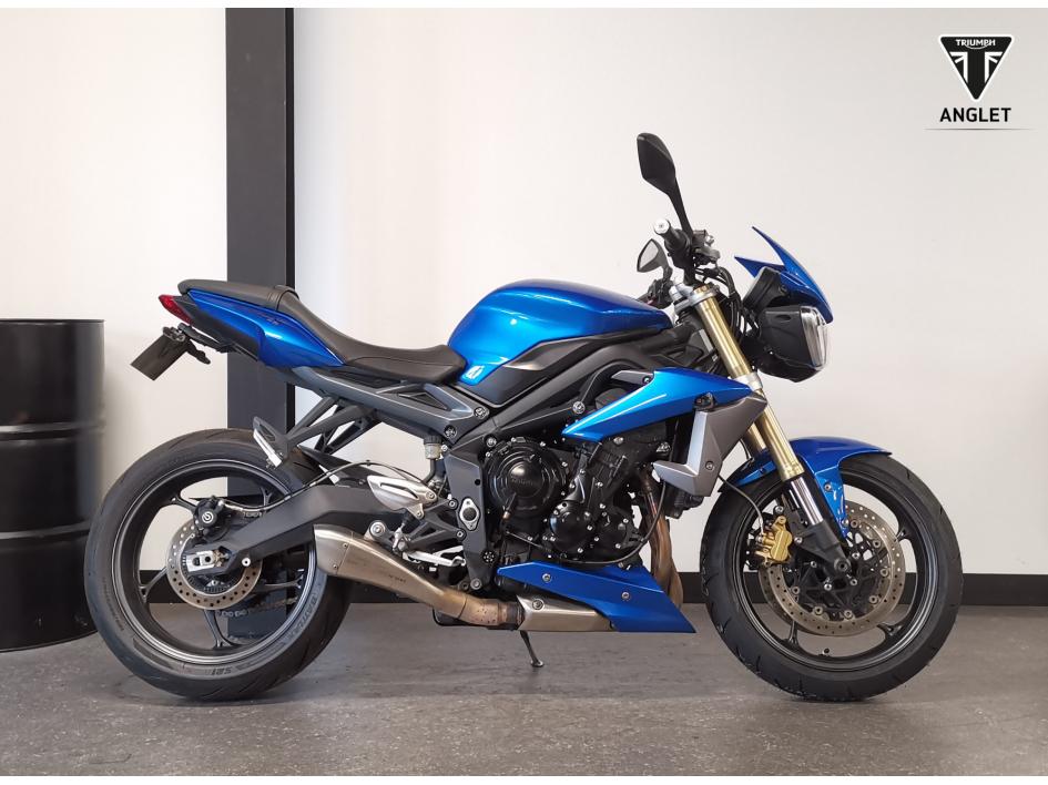 TRIUMPH STREET TRIPLE 675 2013