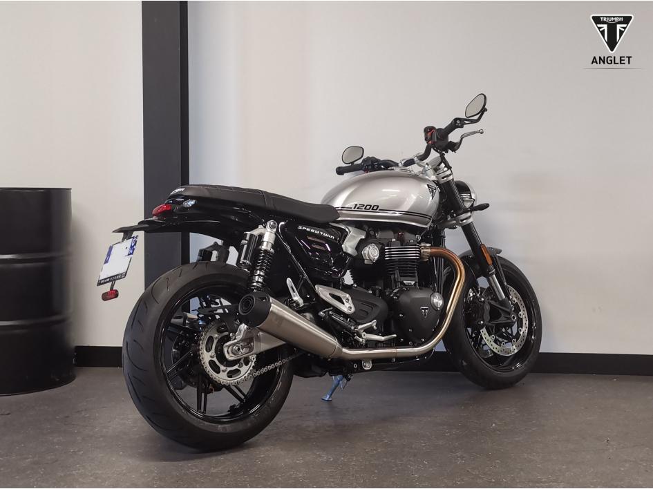 TRIUMPH SPEED TWIN 1200 2025